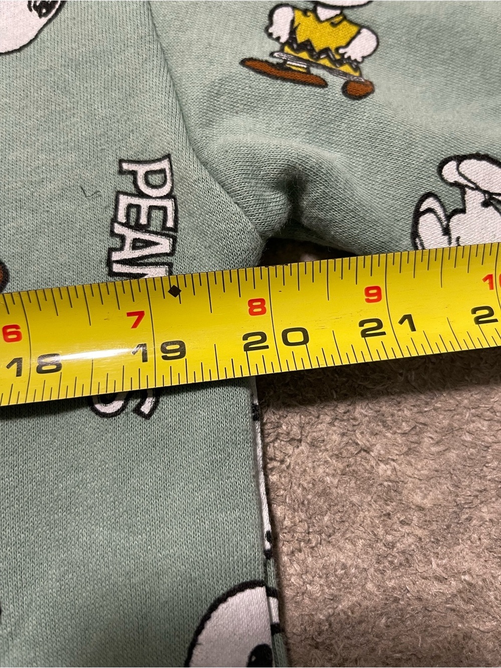 Peanuts Snoopy All-over Graphic Crewneck Sweatshirt - Picture 4 of 5